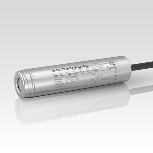 Level and Temperature Transmitter